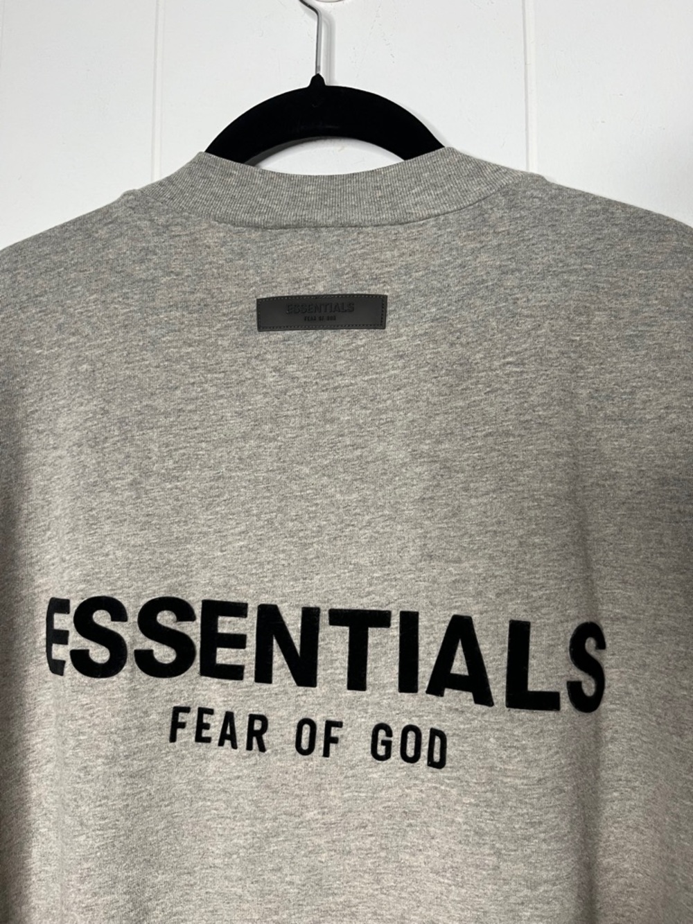 ESSENTIALS Fear of God Men's Gray Logo Crewneck T-Shirt Size S - Picture 8 of 10
